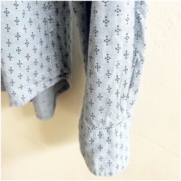 J. Crew Men’s Slim Chambray Long Sleeve Button Down Size XL Dot Print Preppy - Picture 6 of 11